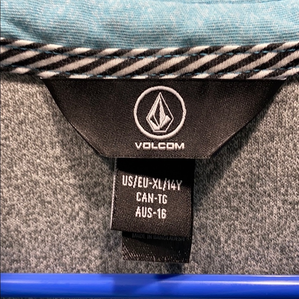 Boys Volcom Polo - Picture 3 of 3